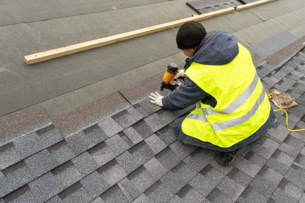 Best Emergency Roof Repair  in Essexville, MI
